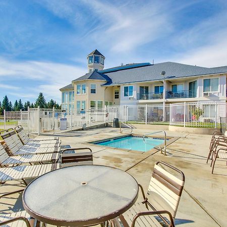 Spacious Garden City Townhome With Lake Views! מראה חיצוני תמונה