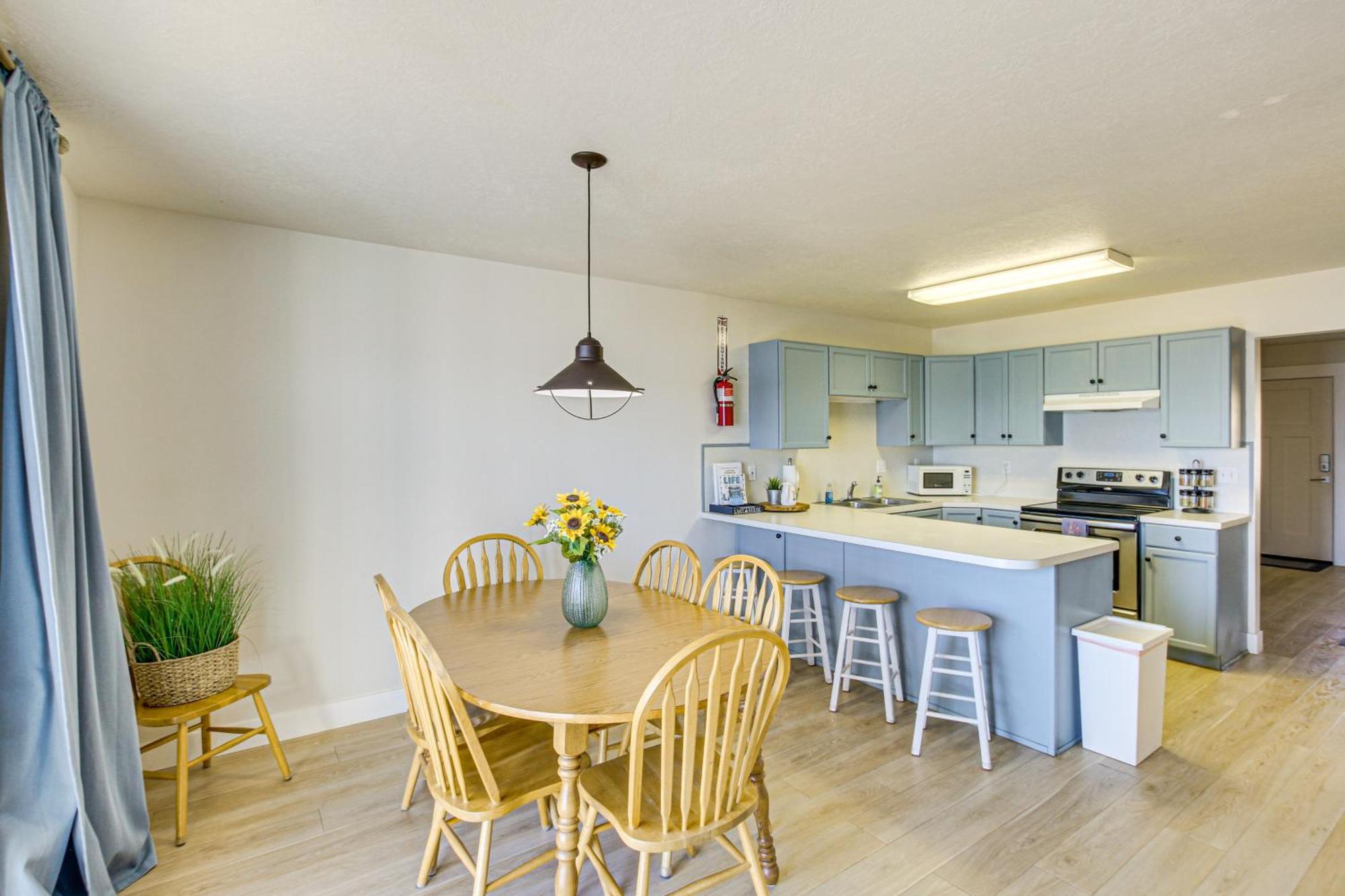 Spacious Garden City Townhome With Lake Views! מראה חיצוני תמונה