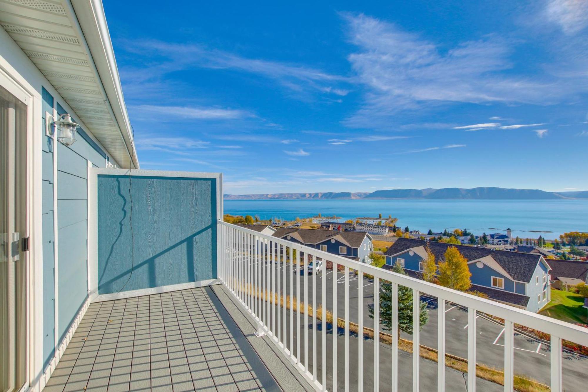 Spacious Garden City Townhome With Lake Views! מראה חיצוני תמונה